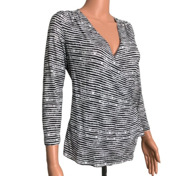 Cheryl Nash Windridge 3/4 Sleeve Zebra Wrap Top - Picture 5 of 7